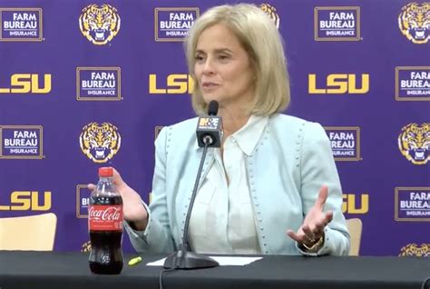 LSU Coach Kim Mulkey Appears To Take Shot At Caitlin Clark - The Spun