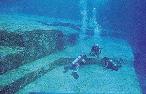 David Does Japan: Underwater Pyramids