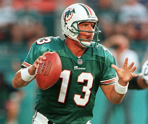 NFL – Dan Marino – Miami Dolphins – L E’s Stories Special – “What A Career: 420 TD’s + 61,361 ...