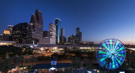 Houston Skyline Wallpapers - Top Free Houston Skyline Backgrounds - WallpaperAccess