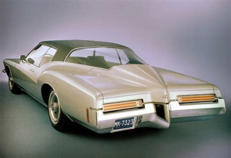 1971 Buick Riviera GS - price and specifications