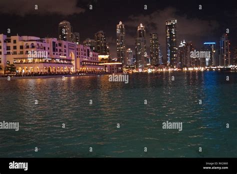 Downtown Dubai - The Dubai Fountain Stock Photo - Alamy