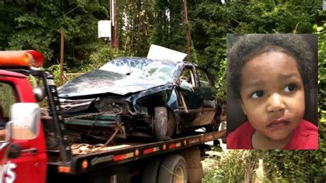 Toddlers survive alone for days after car crash claims their pregnant ...