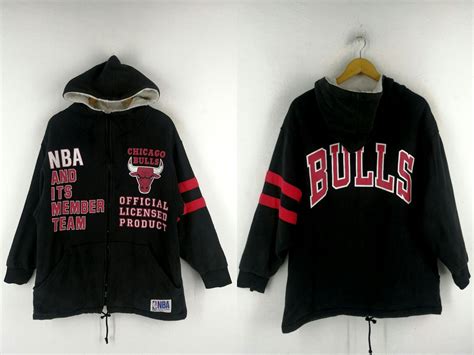 NBA RARE! Chicago Bulls Big Logo Black Hoodie | Grailed