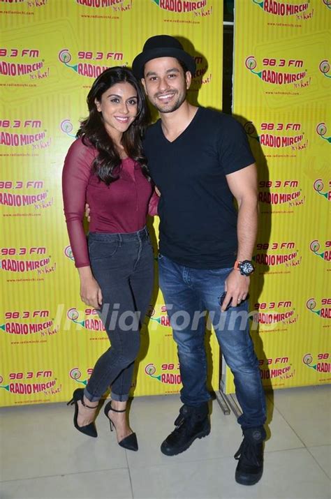 Zoa Morani and Kunal Khemu for Promotions of Bhaag Johnny at Radio ...