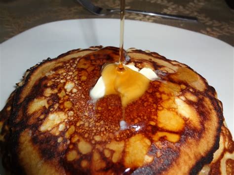 Cracker Barrel–Style Pancakes Recipe - Delishably - Food and Drink