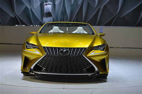 Lexus LF-C2 Shows Off Its Radical Shapes at LA Auto Show [Video] [Live Photos] - autoevolution