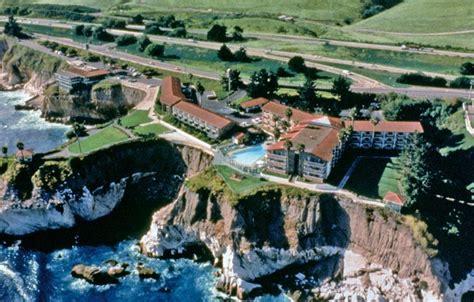 Shore Cliff Hotel, Pismo Beach, CA - California Beaches