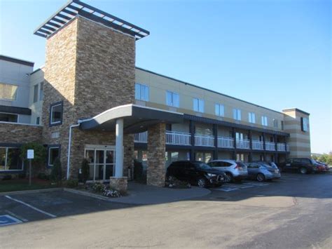 Quality Inn Cranberry Township - UPDATED Prices, Reviews & Photos (PA) - Hotel - TripAdvisor