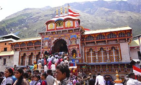 27 Facts About Badrinath Temple That Will Surprise You! 😲