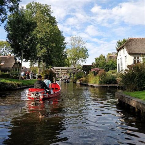 Giethoorn Boat Tour