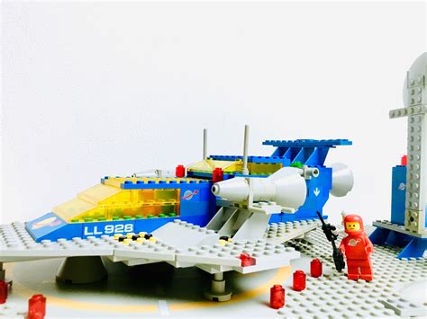 LEGO® Classic Space 928 Galaxy Explorer | briquesabrac