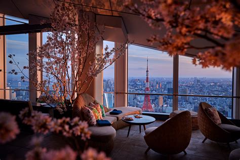 Andaz Tokyo Rooftop Bar Yozakura Premium View Plan | Restaurants in Tokyo