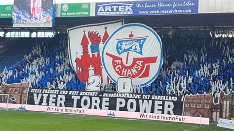 FC Hansa Rostock vs SPVGG Unterhaching/ 08.02.2020/hymne und choreo ...