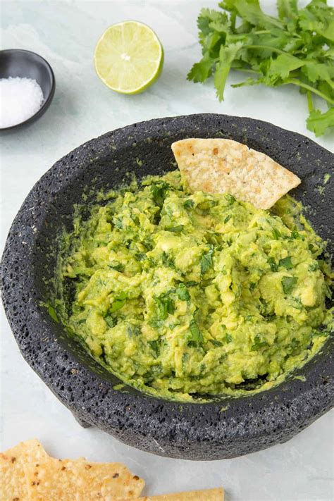 Quick Guacamole Recipe - Easy Recipes Today