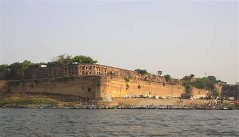 Prayagraj Fort - Temples Vibhaga