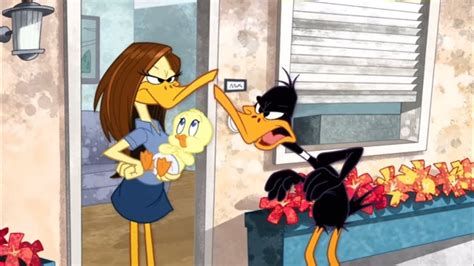 Tina & Daffy Duck baby scene THE LOONEY TUNES SHOW - YouTube