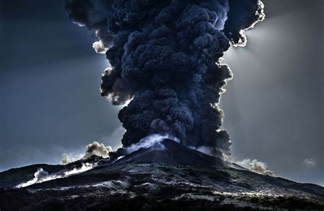 How Many Volcanoes Are Erupting On Earth Right Now - The Earth Images Revimage.Org