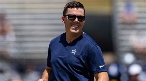 Report: Chargers to Hire Kellen Moore As Offensive Coordinator | WKKY ...