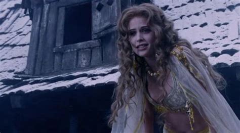 The costume Marishka (Josie Maran) in Van Helsing | Spotern