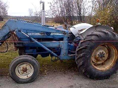 4000 Ford loader tractor