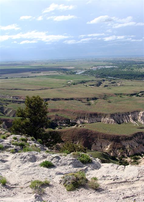 Plant Community Monitoring at Scotts Bluff National Monument (U.S. National Park Service)