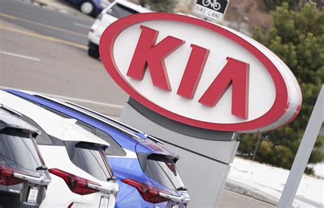 Hyundai, Kia thefts: Some insurers reject the cars, but dealers keep selling : NPR