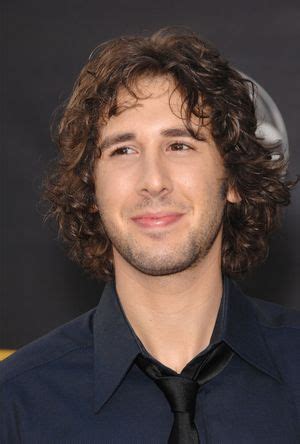 Noël | album by Groban | Britannica