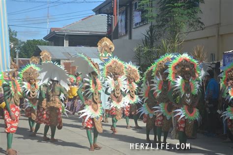 Day One of Mimaropa Festival 2017 at Odiongan – Romblon Festivals Parade « Herz's Life