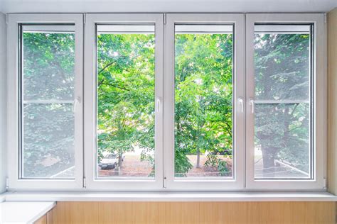 Fiberglass or Vinyl Windows – Which is Better?