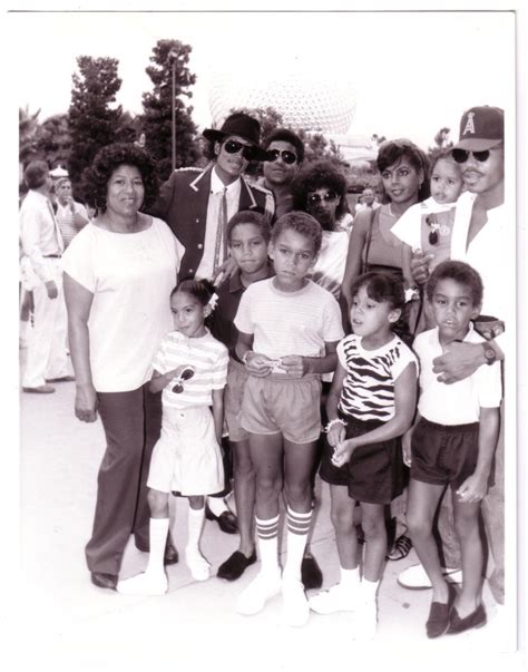 Family - Michael Jackson Photo (10596964) - Fanpop