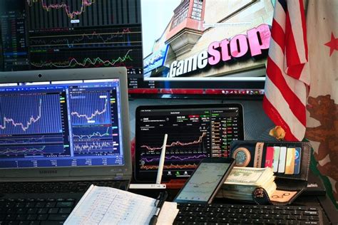 What's Going On With GameStop Stock Thursday? - GameStop (NYSE:GME ...