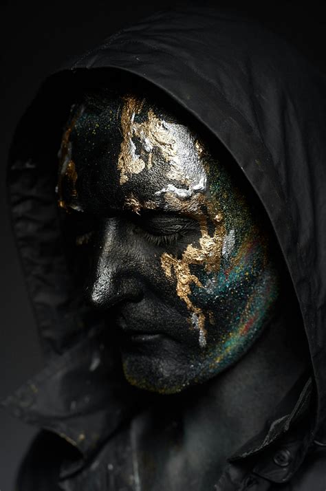 Black and Gold Face Paint · Free Stock Photo