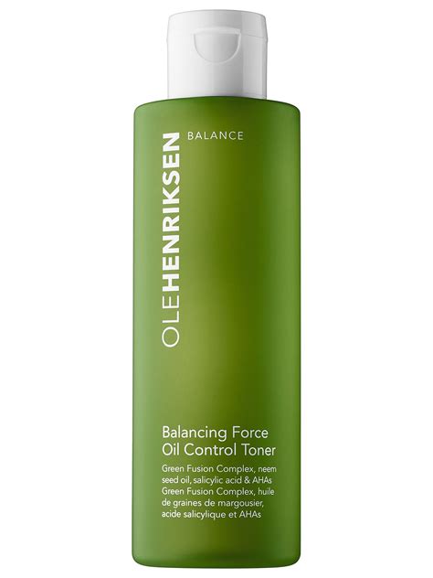 The 7 Best Toners for Oily Skin | InStyle.com | Essence