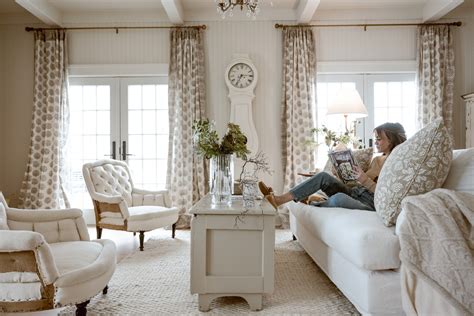 DIY No Sew, Cozy Farmhouse Tablecloth Curtains - Liz Marie Blog