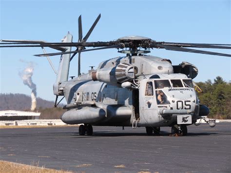 CH-53E Super Stallion by InDeepSchit on deviantART