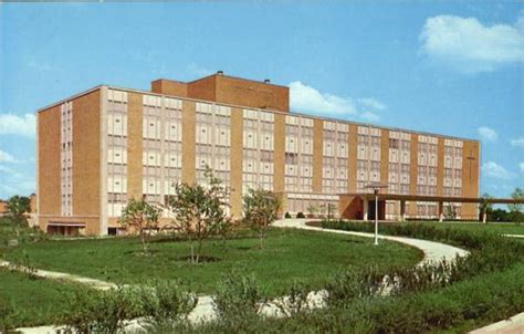 Holy Family Hospital Des Plaines, IL