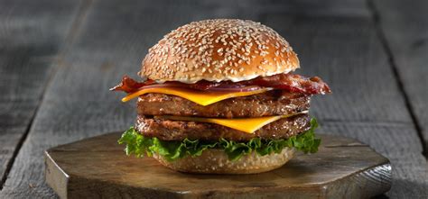 F.C. Angus Burger - Think FOODSERVICE