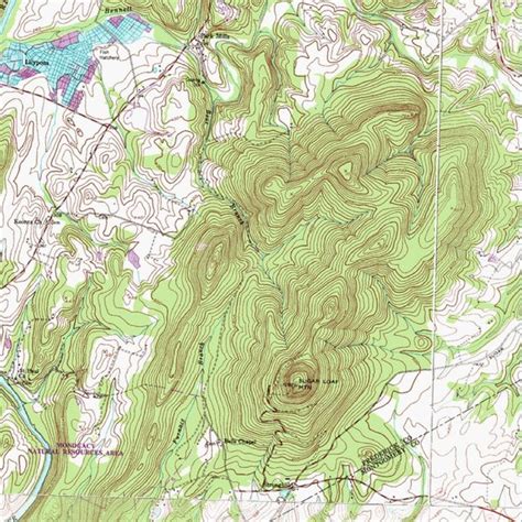 Topographical map of Sugarloaf Mountain and surrounding area.