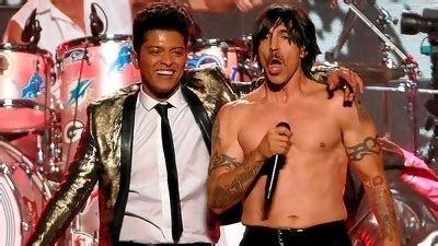 Super Bowl 48 Halftime Show: Bruno Mars & Red Hot Chili Peppers - Keeping It Real Sports