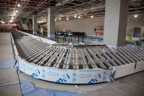 Baggage Carousel Installation Underway - Build KCI