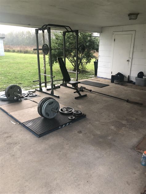 Outdoor home gym. : r/homegym