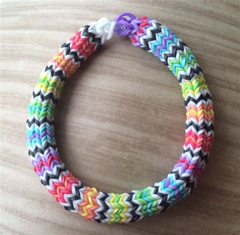 Rainbow loom, le nouveau bracelet à la mode ? - Le petit journal de Gabi