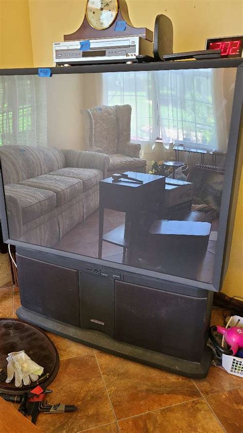 Lot # 33 Hitachi UltraVision 60" Rear Projection Television & Remote ...