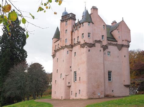 Craigievar Castle, Scotland - Rachel's Ruminations