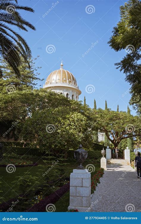 Haifa, Israel : Shrine of the Bab at Bahai Gardens in Haifa, Israel ...