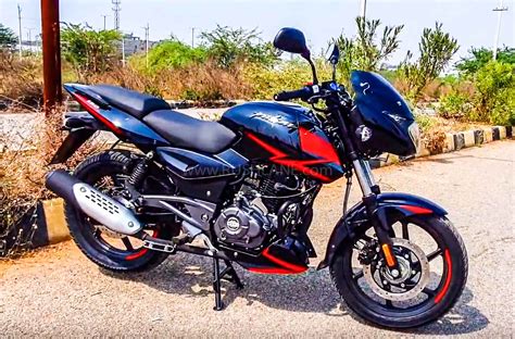 Bajaj Pulsar 150 BS6 starts arriving at dealer before launch - Video