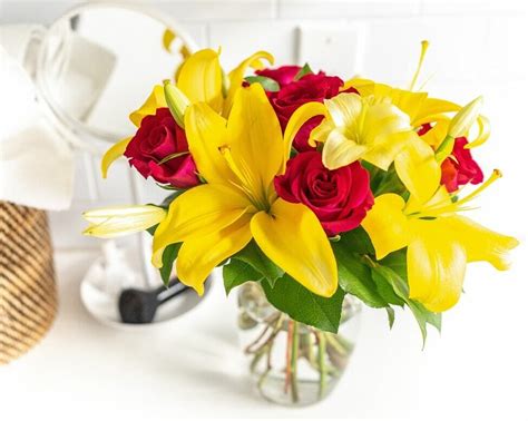 15 Best Florists for Cheap Flower Delivery in NYC (2023) - Petal Republic