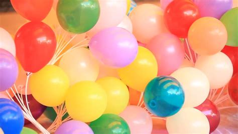 A Perfect Way to Attain a Perfect Party Environment in 2020 | Balloon decorations party ...