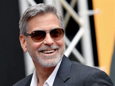 Actor George Clooney's Biography & Latest Info With Photos